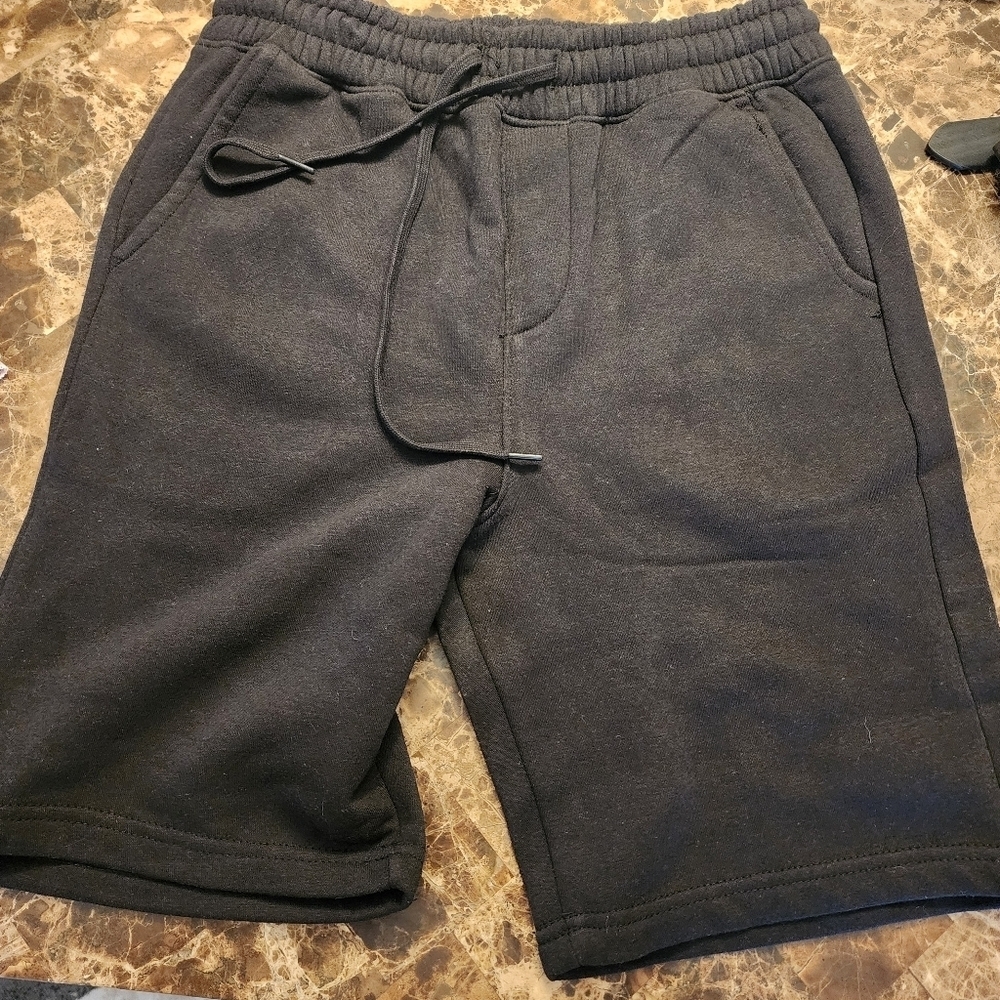 V1 - NWOT Sprystars Fleece Shorts Small